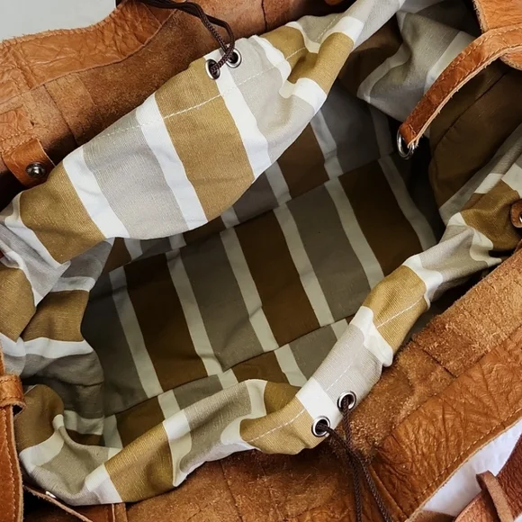 Leather Tote Bag - Picture 5 of 10